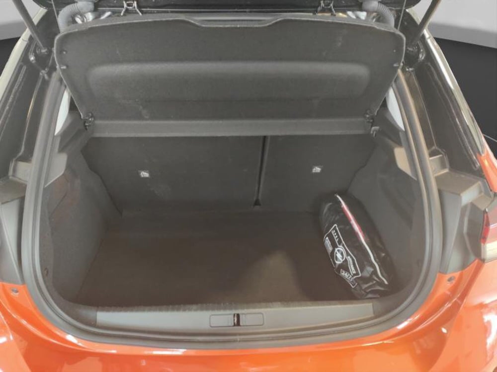 Opel Corsa usata a Genova (18)