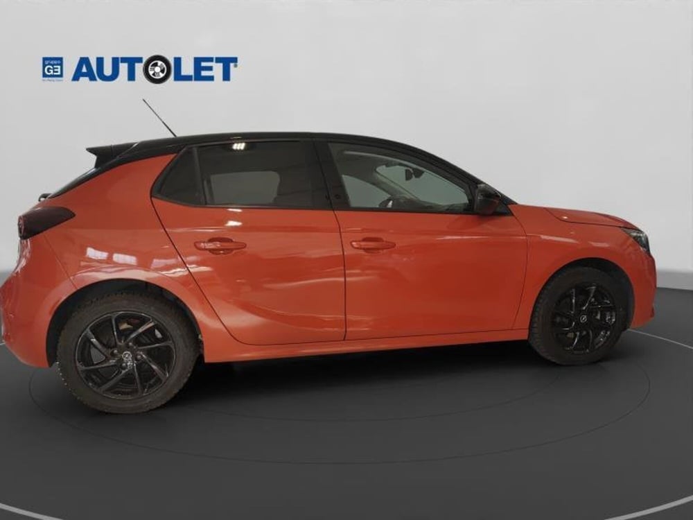 Opel Corsa usata a Genova (4)