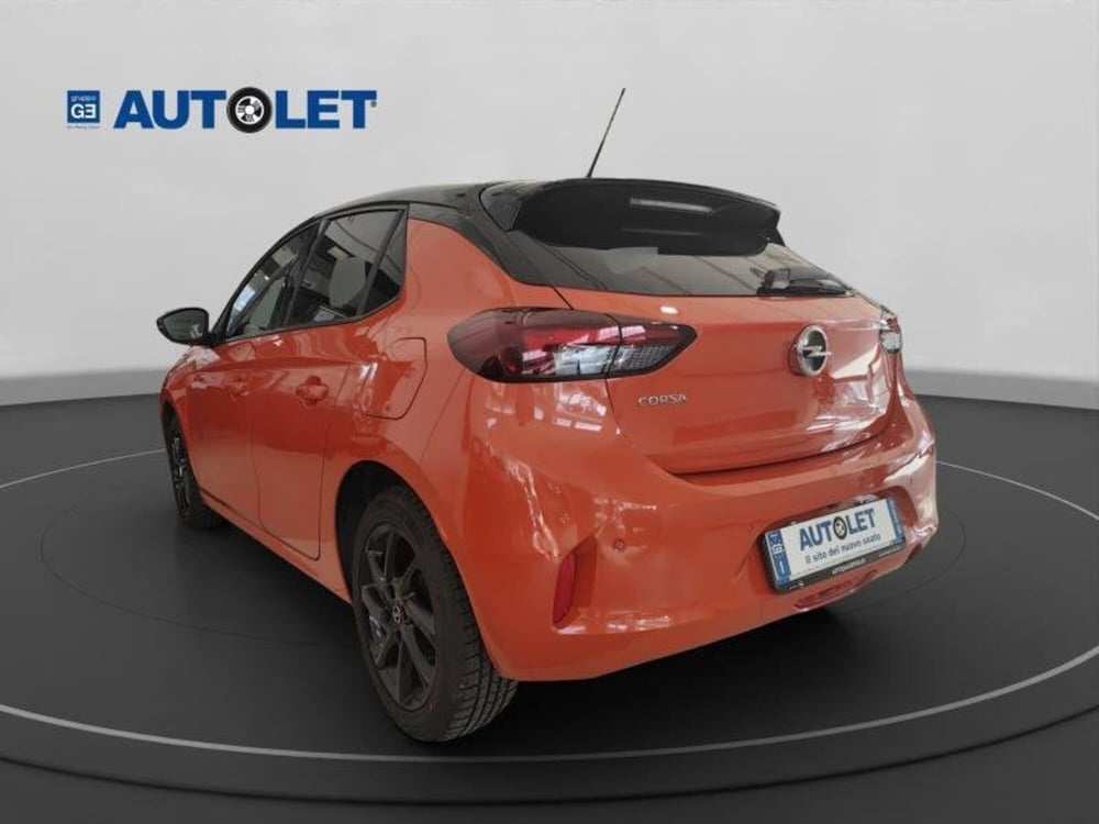 Opel Corsa usata a Genova (8)