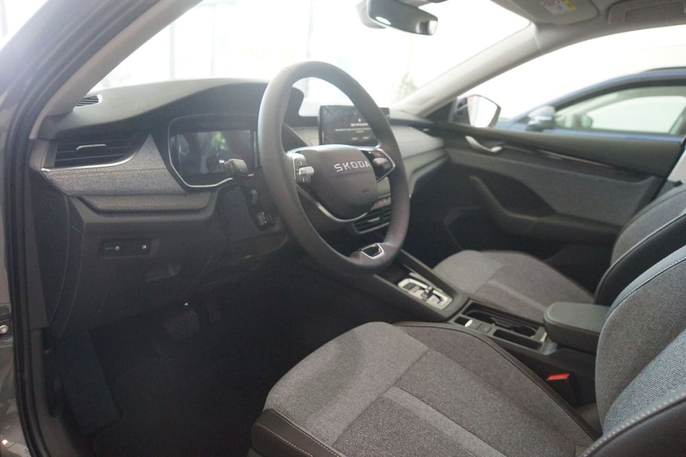 Skoda Octavia Station Wagon nuova a Torino (14)