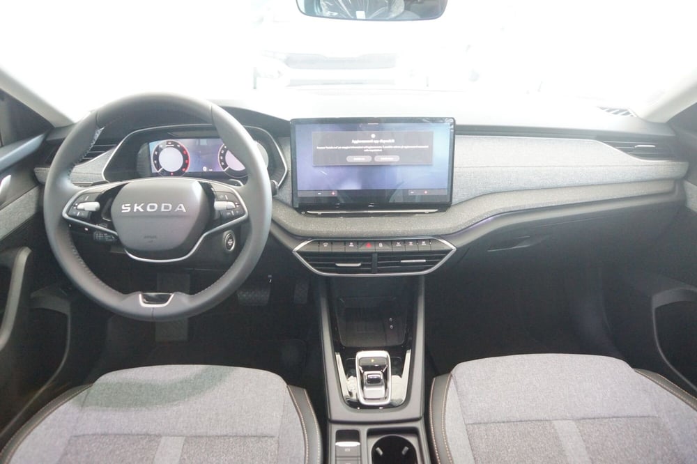 Skoda Octavia Station Wagon nuova a Torino (17)