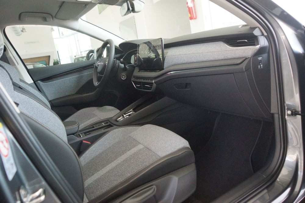 Skoda Octavia Station Wagon nuova a Torino (9)