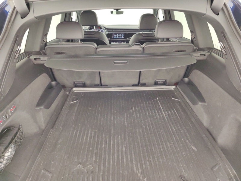 Audi Q7 usata a Massa-Carrara (16)