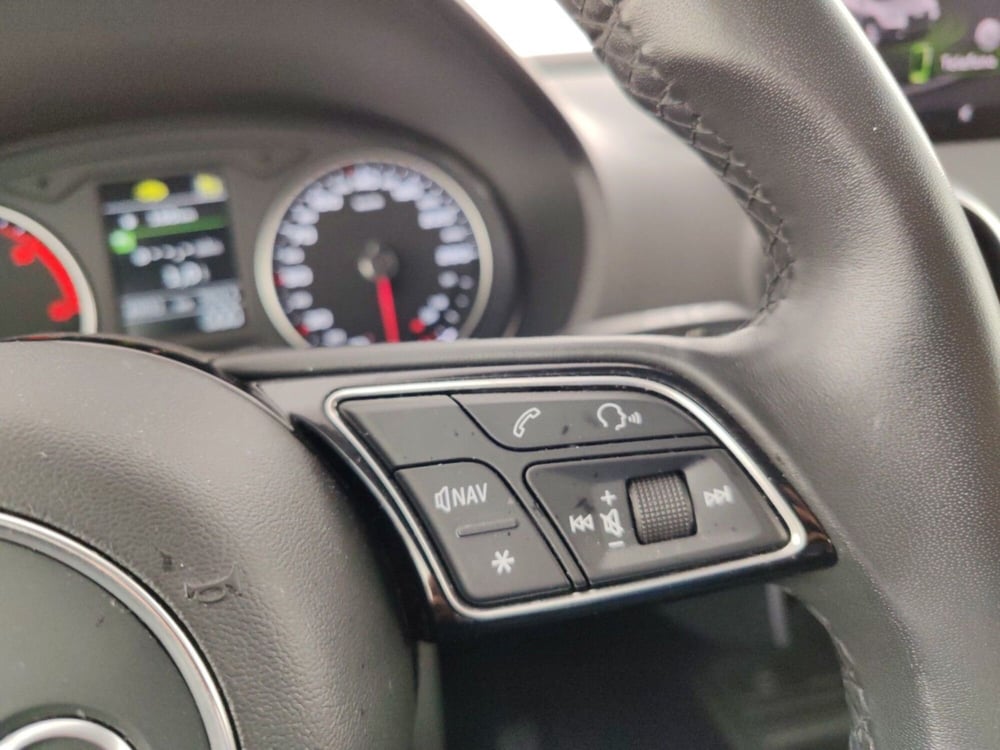 Audi Q2 usata a Massa-Carrara (13)