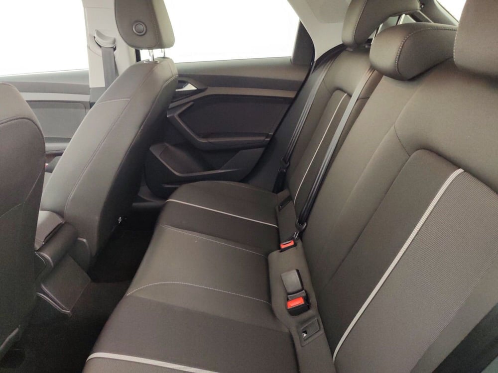 Audi A1 allstreet usata a Massa-Carrara (10)
