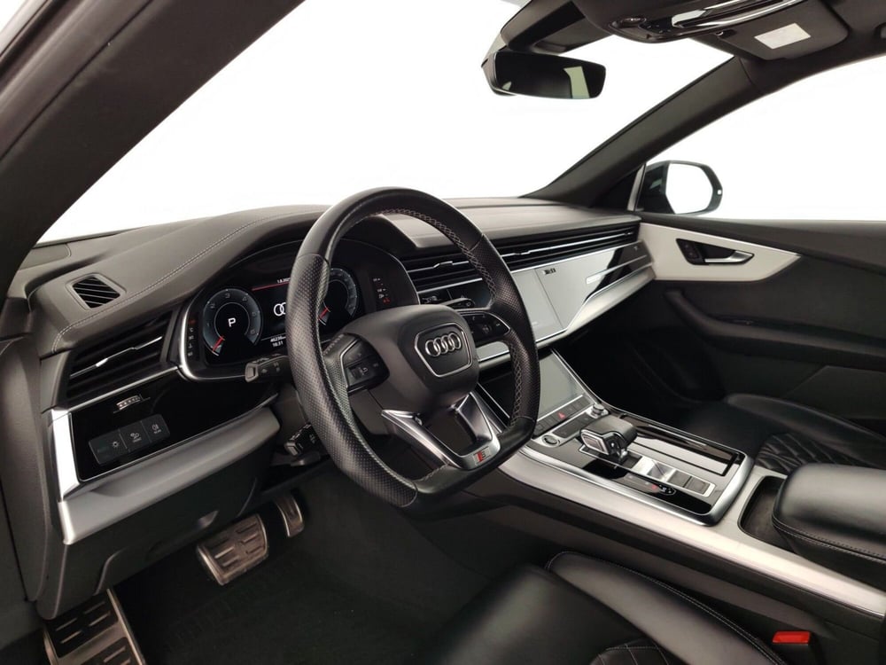 Audi Q8 usata a Massa-Carrara (8)