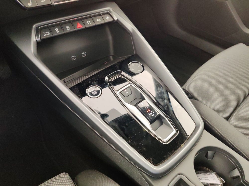 Audi A3 Sportback usata a Massa-Carrara (12)