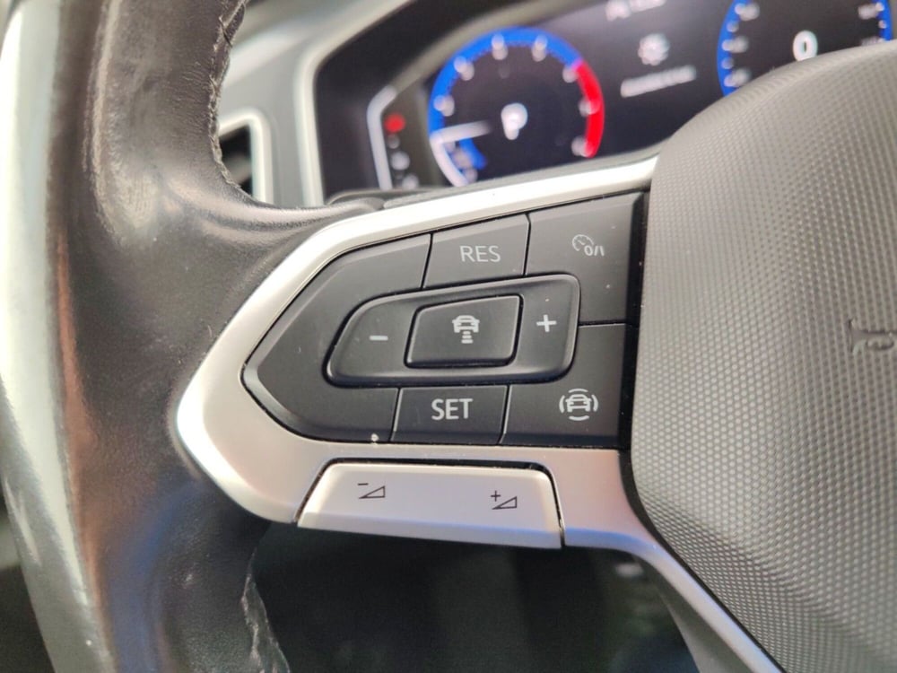Volkswagen T-Roc usata a Massa-Carrara (14)