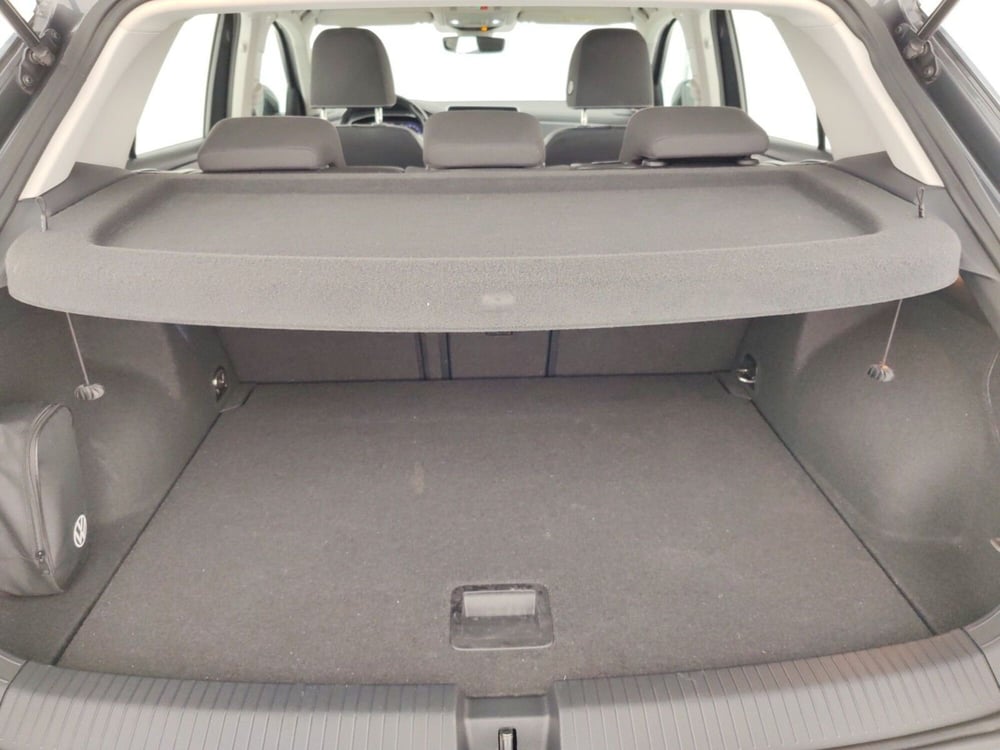 Volkswagen T-Roc usata a Massa-Carrara (16)