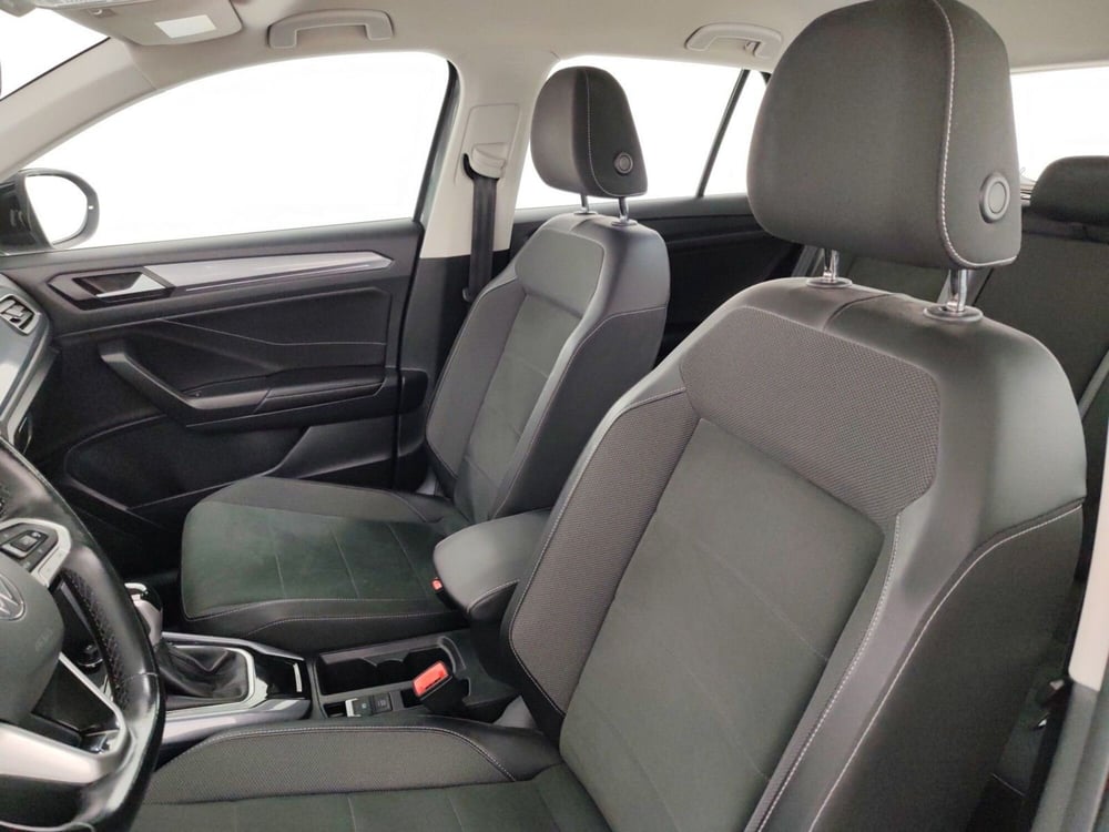 Volkswagen T-Roc usata a Massa-Carrara (9)