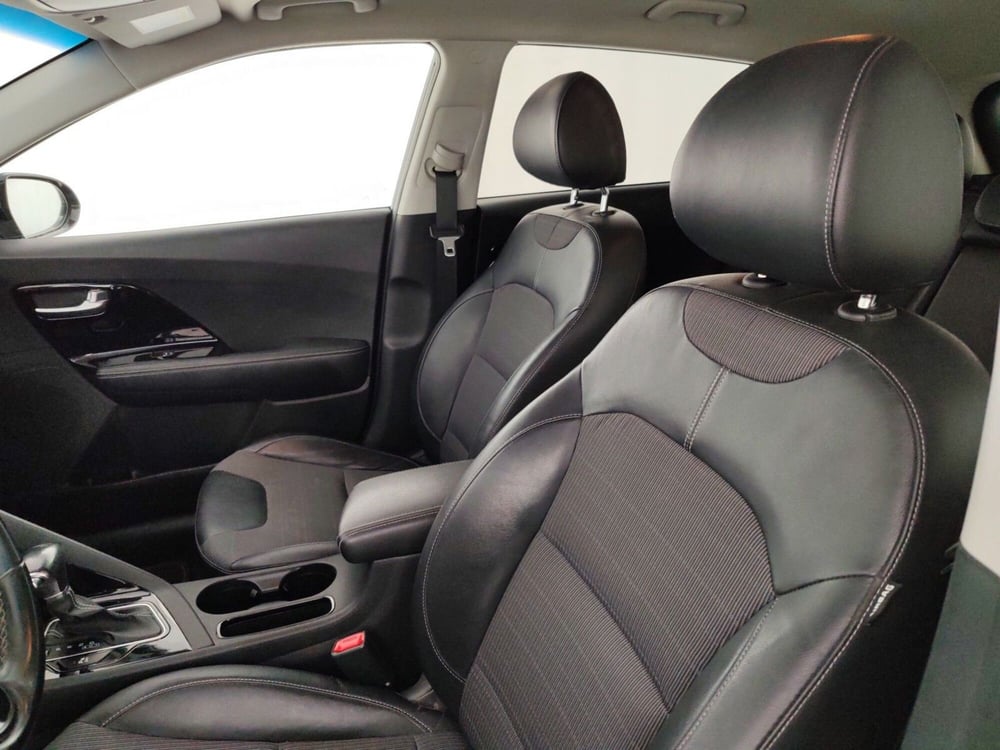 Kia Niro usata a Massa-Carrara (9)