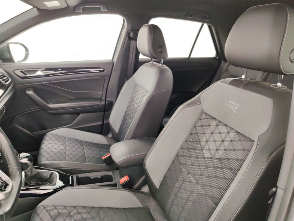 Volkswagen T-Roc usata a Massa-Carrara (9)