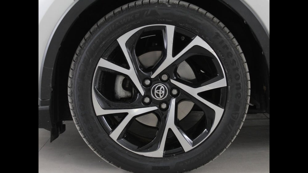 Toyota Toyota C-HR usata a Palermo (15)