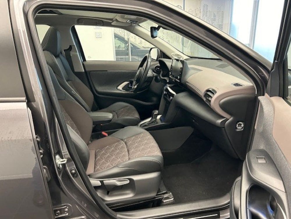 Toyota Yaris Cross usata a Bergamo (10)