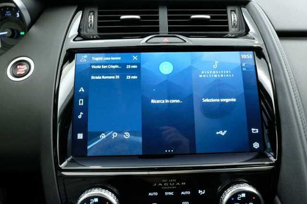 Jaguar E-Pace usata a Mantova (16)