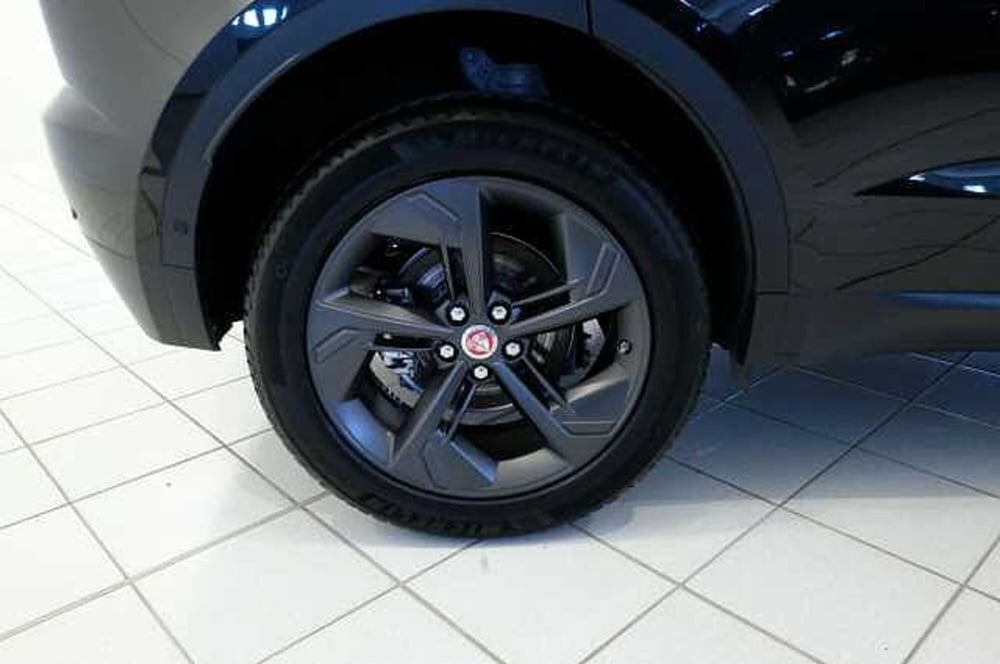 Jaguar E-Pace usata a Mantova (9)