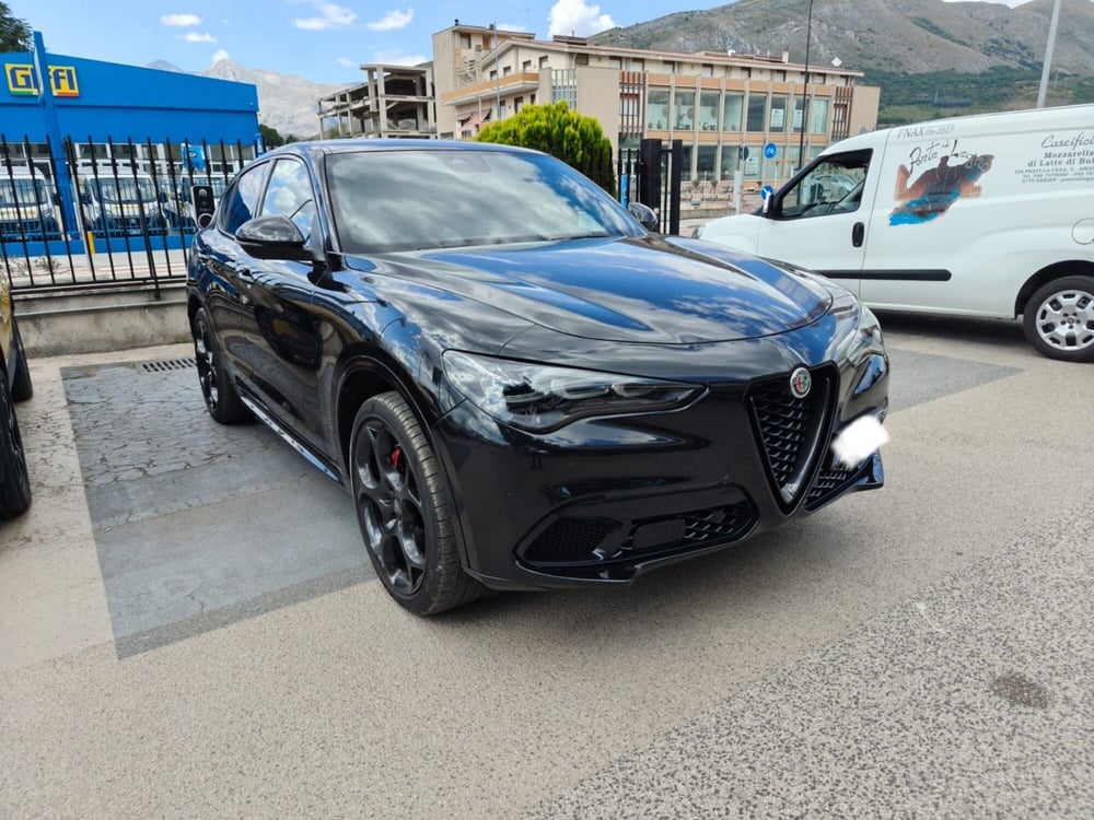 Alfa Romeo Stelvio usata a L'Aquila (2)