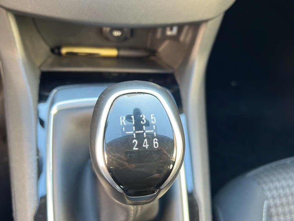 Peugeot 308 SW usata a Foggia (13)
