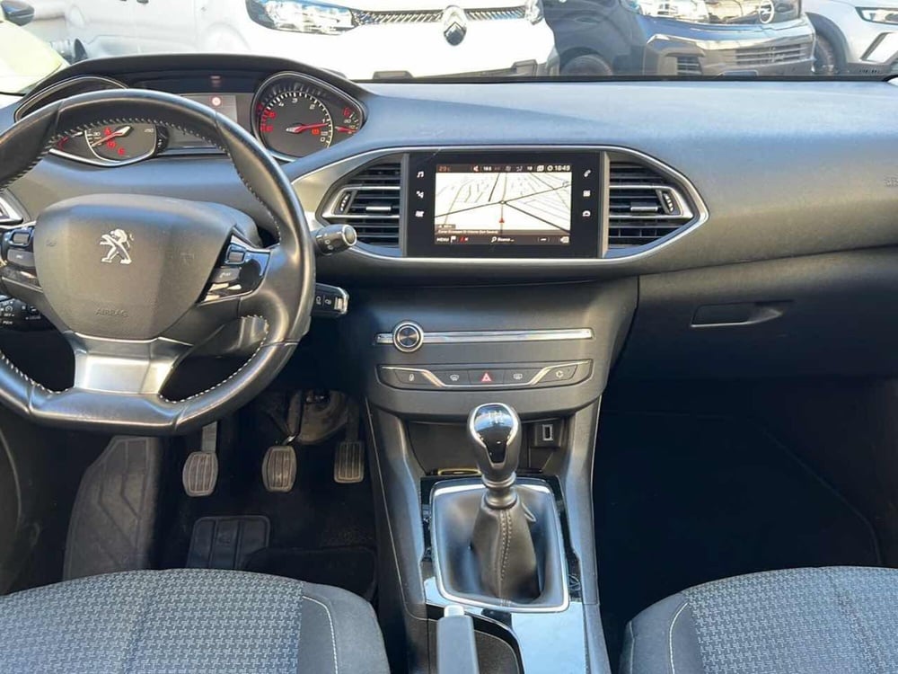 Peugeot 308 SW usata a Foggia (16)