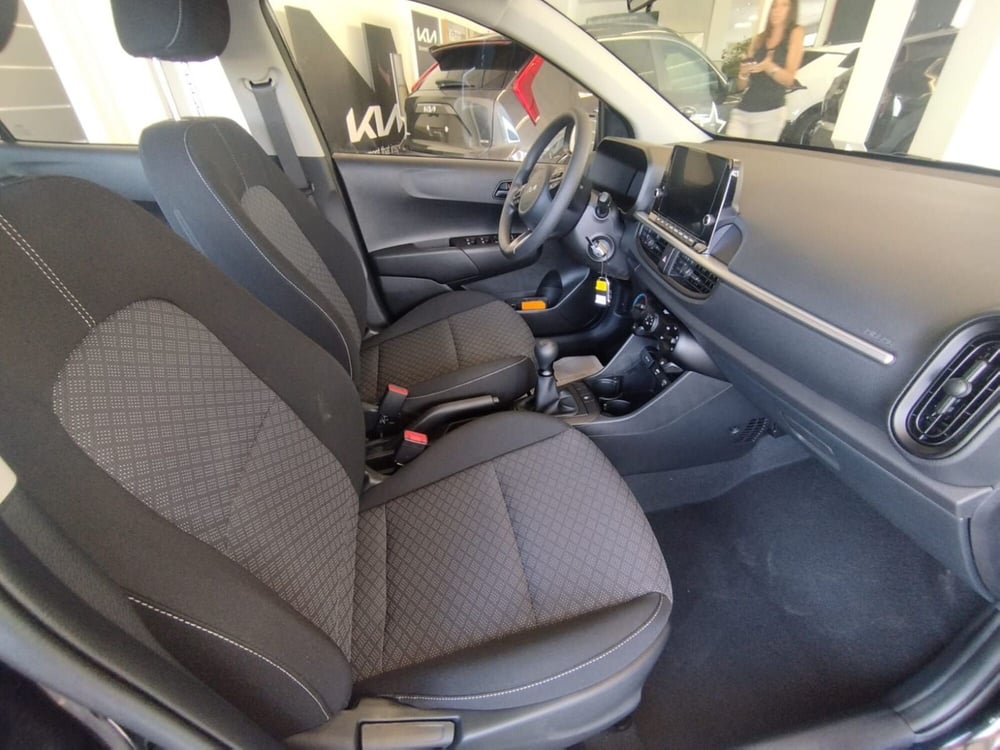 Kia Picanto nuova a Arezzo (10)