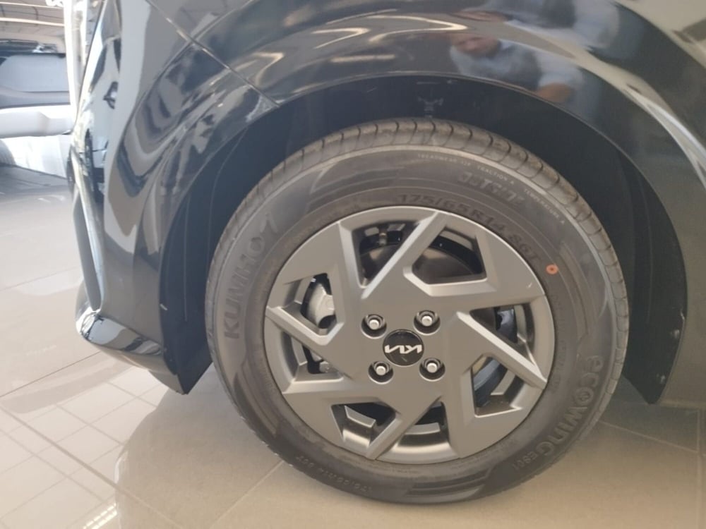 Kia Picanto nuova a Arezzo (14)