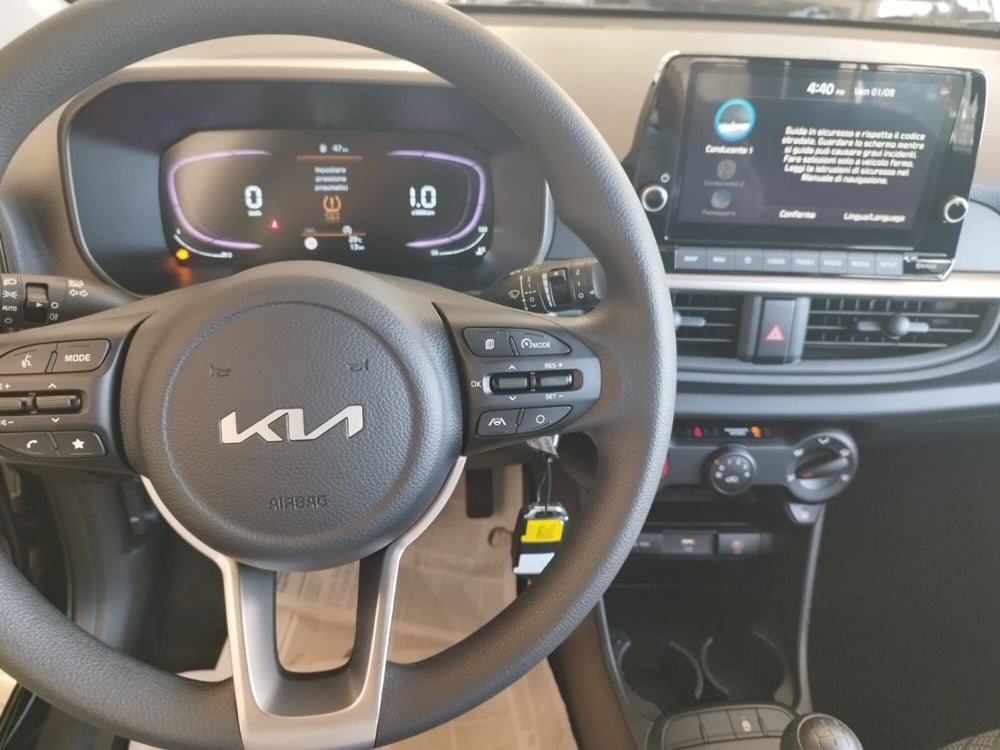 Kia Picanto nuova a Arezzo (8)