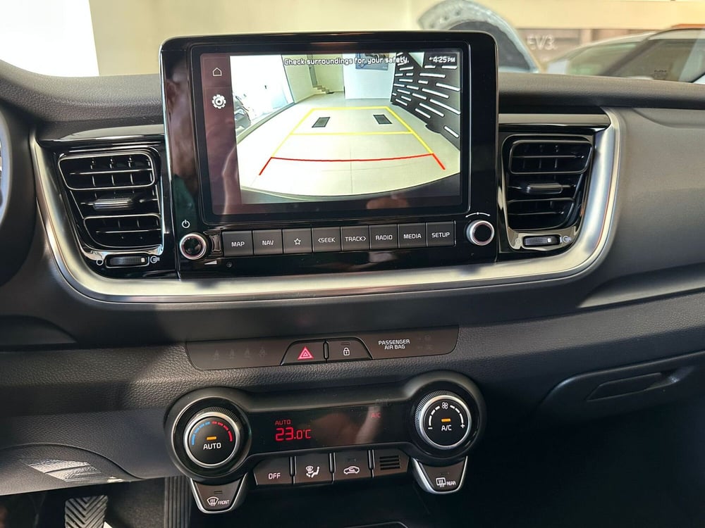Kia Stonic nuova a Arezzo (10)
