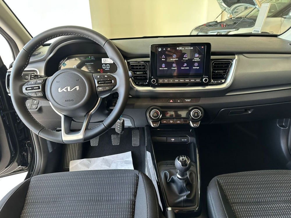 Kia Stonic nuova a Arezzo (11)