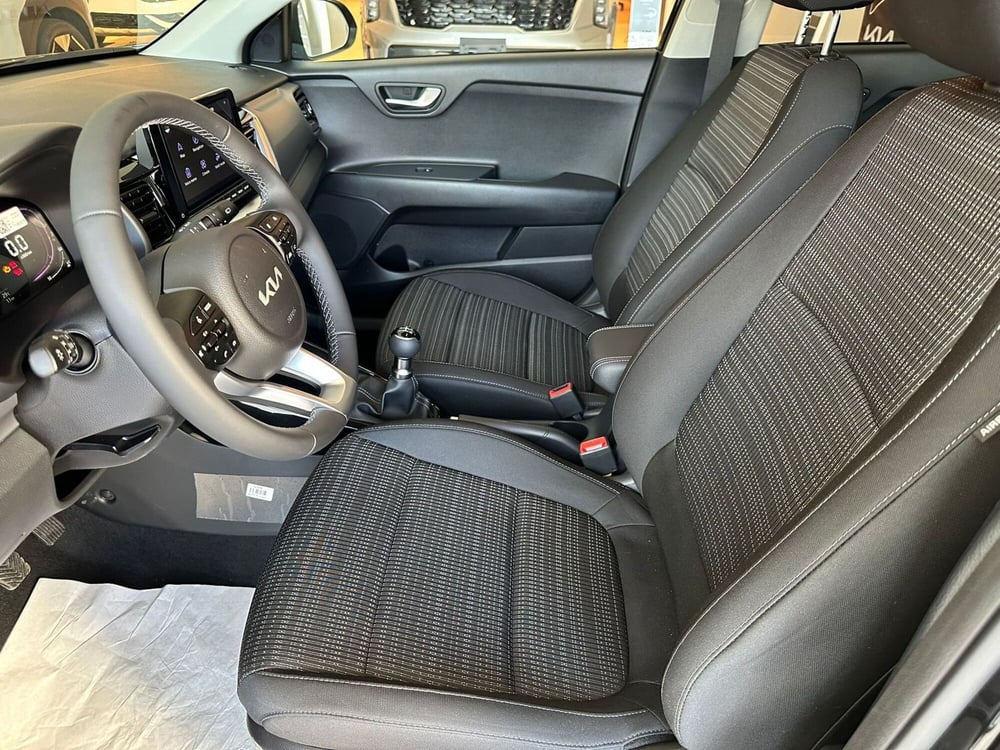Kia Stonic nuova a Arezzo (12)