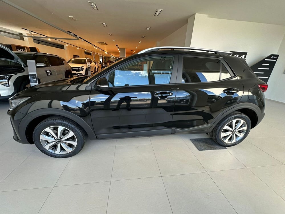 Kia Stonic nuova a Arezzo (5)