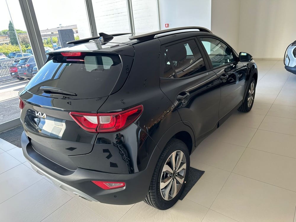 Kia Stonic nuova a Arezzo (6)