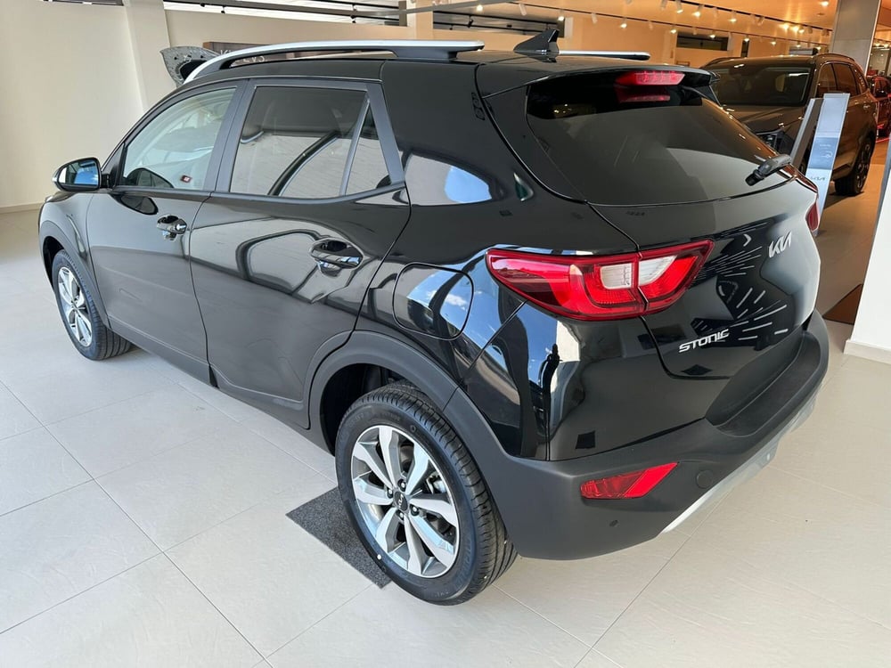 Kia Stonic nuova a Arezzo (7)