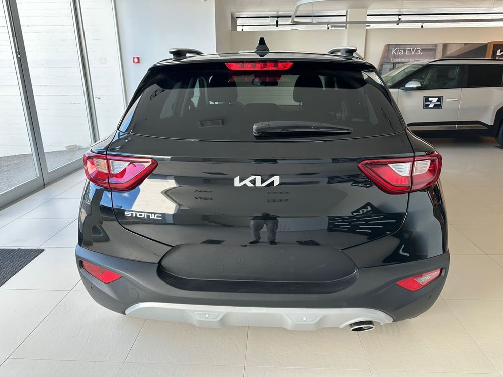 Kia Stonic nuova a Arezzo (8)