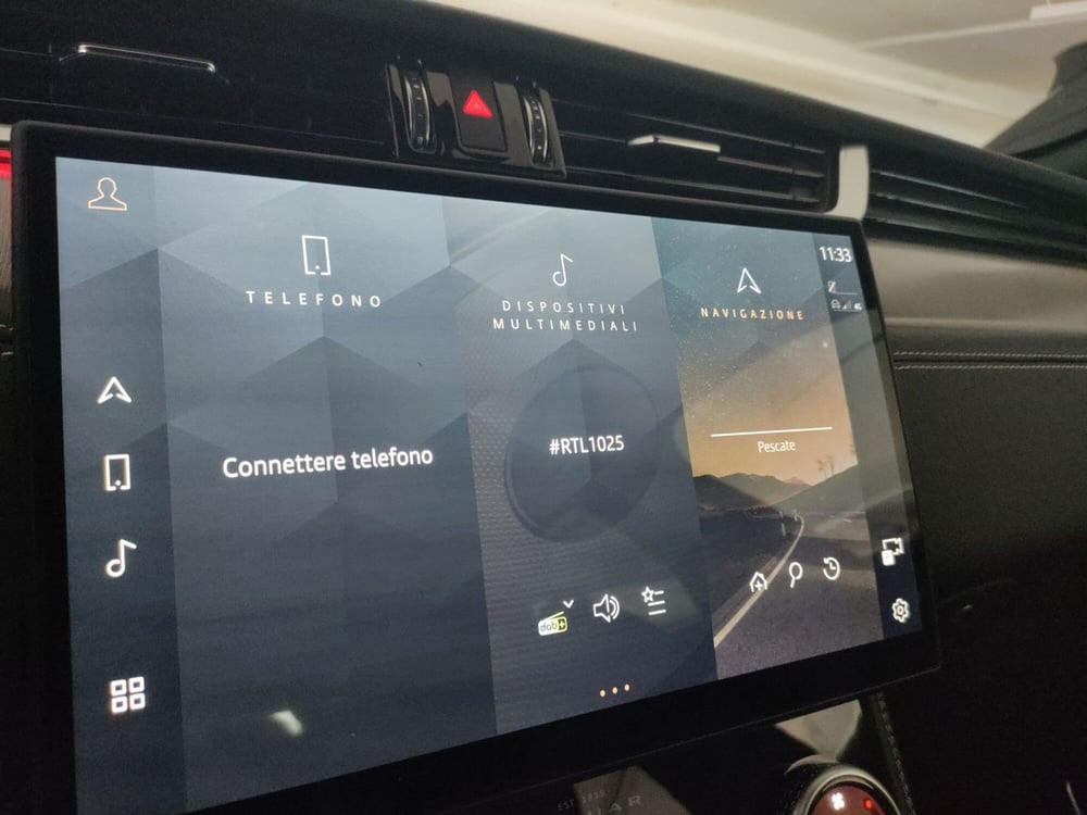 Jaguar F-Pace usata a Milano (15)