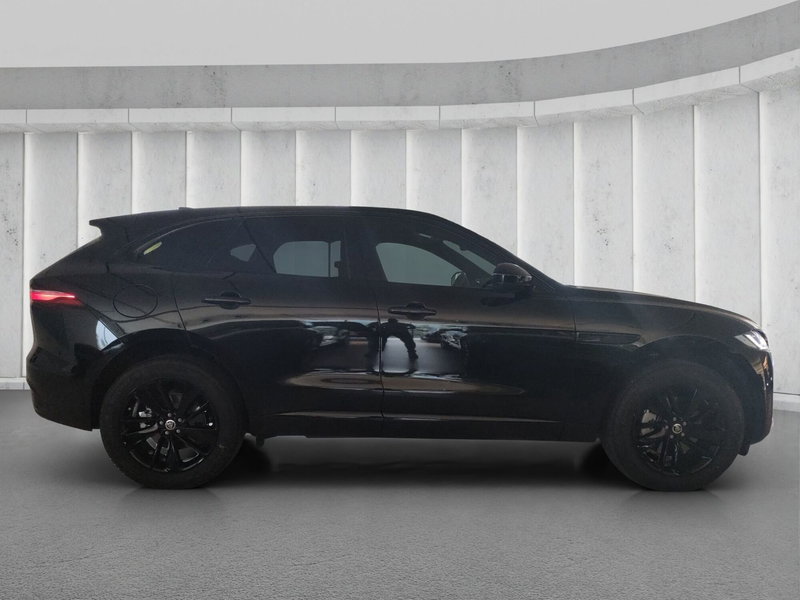 Jaguar F-Pace usata a Milano (6)