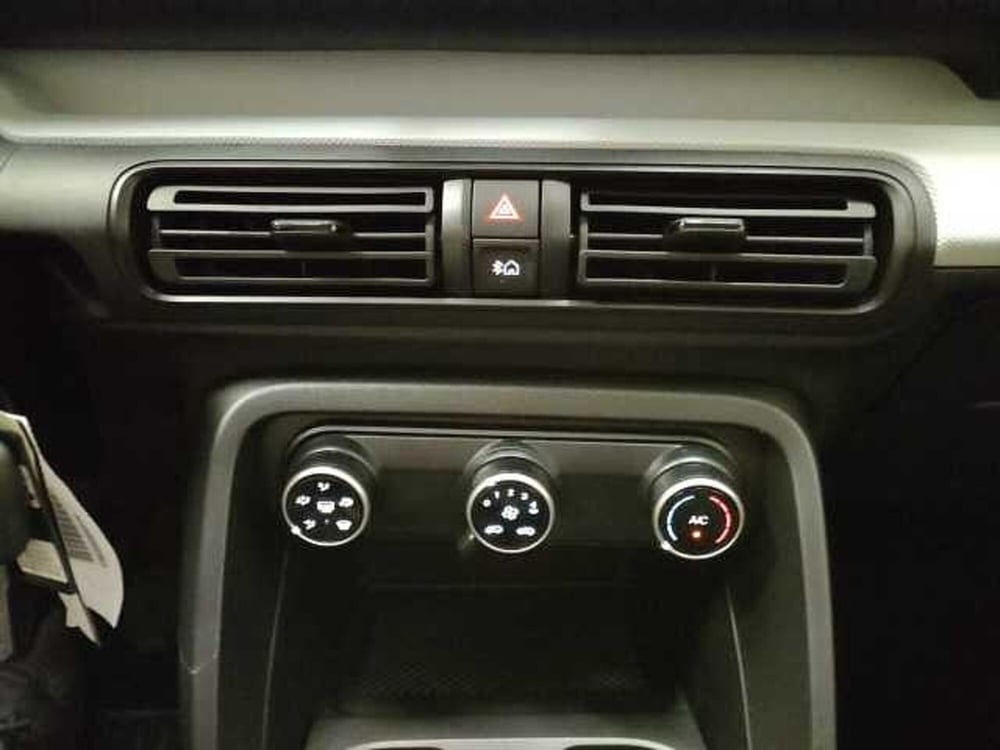 Citroen C3 Aircross nuova a Teramo (20)
