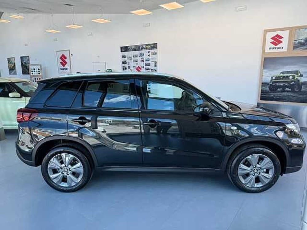 Suzuki Vitara nuova a Teramo (5)