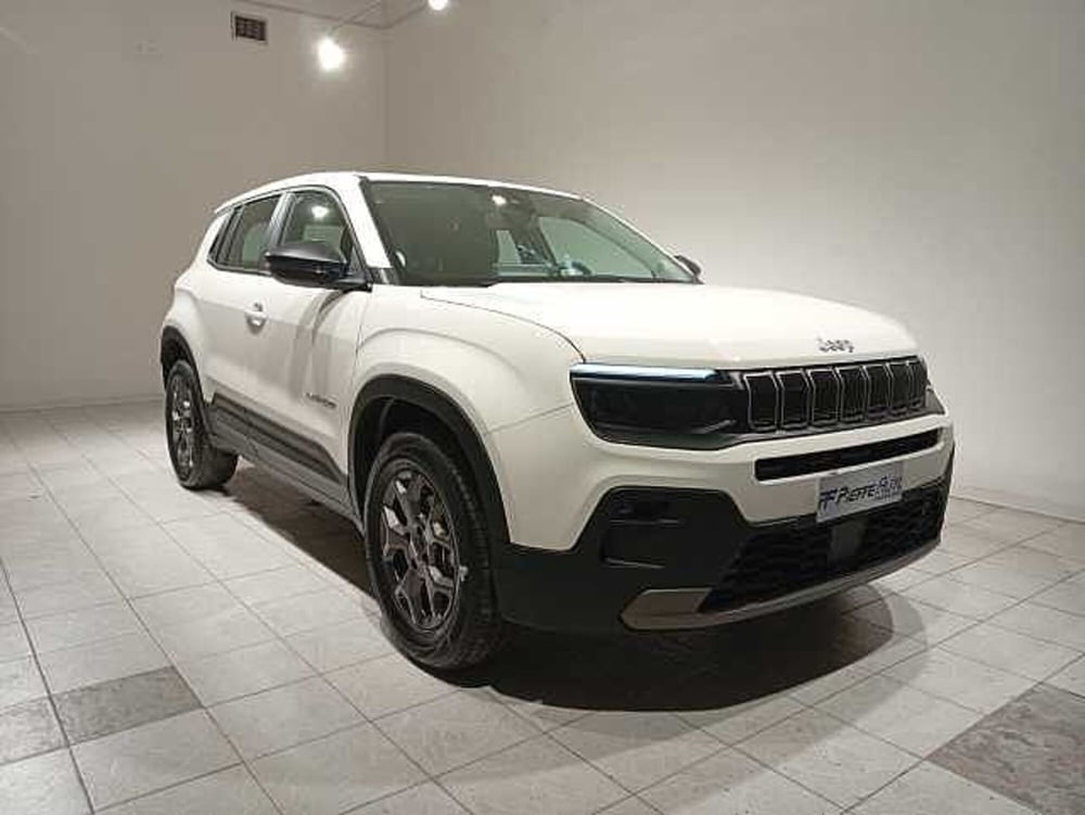Jeep Avenger nuova a Teramo (9)