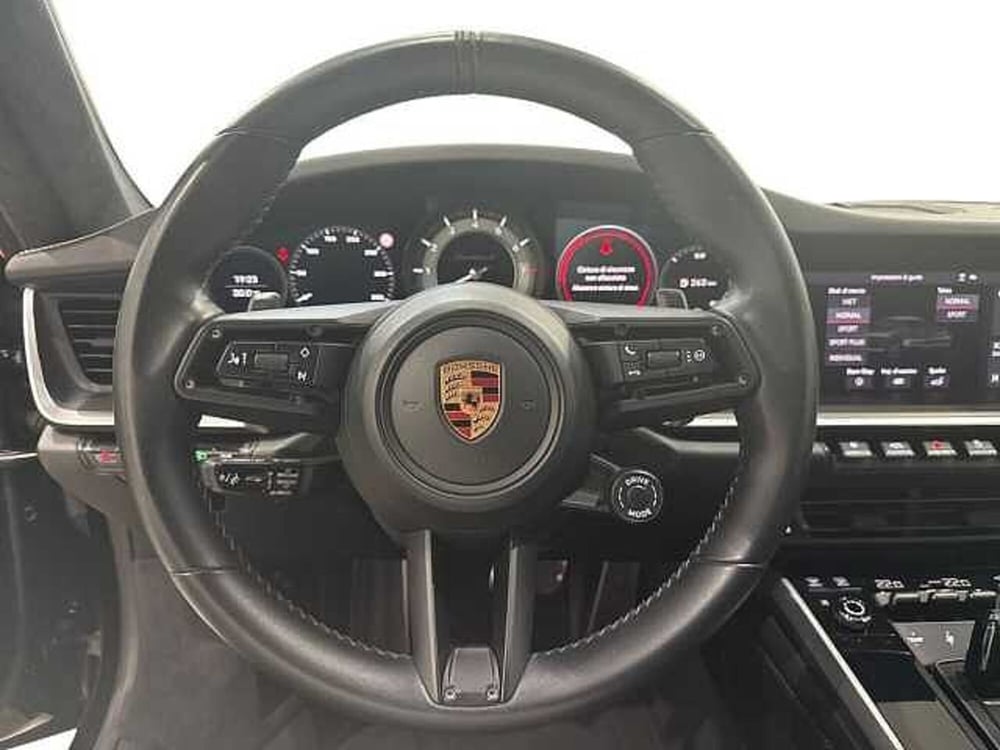 Porsche 911 Coupé nuova a Napoli (14)