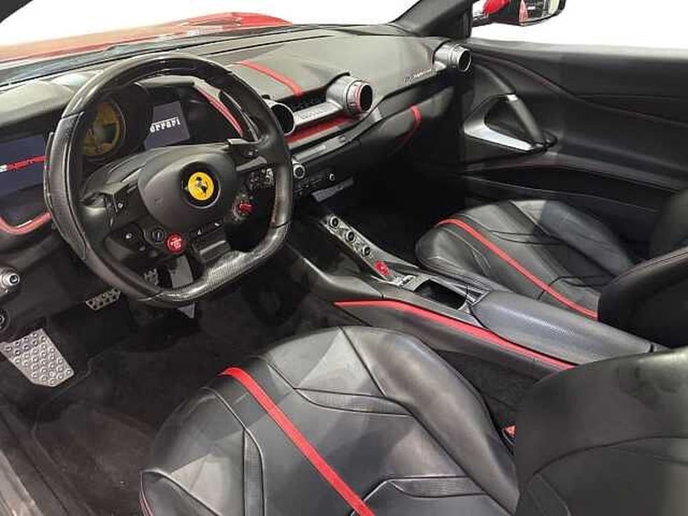 Ferrari 812 Coupé nuova a Napoli (12)