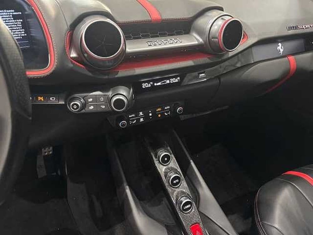 Ferrari 812 Coupé nuova a Napoli (17)