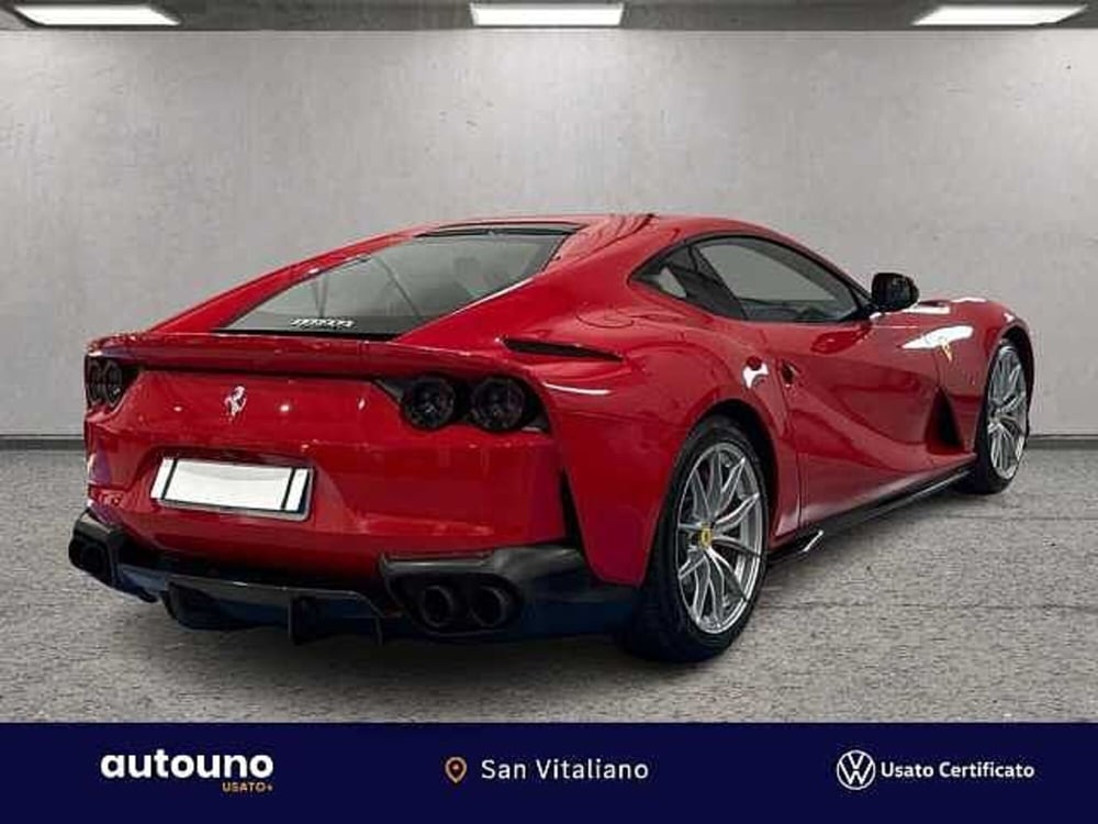 Ferrari 812 Coupé nuova a Napoli (5)