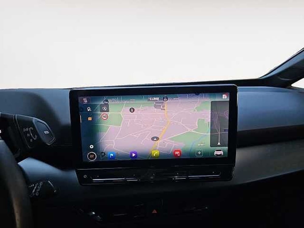Cupra Born usata a Lecco (10)
