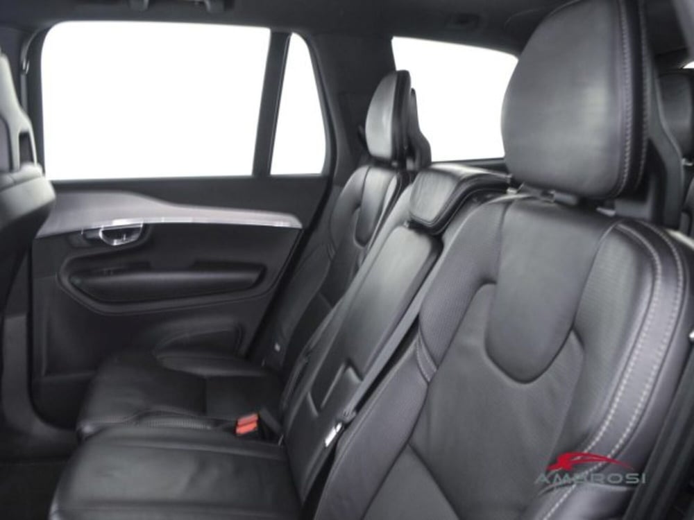 Volvo XC90 usata a Perugia (10)