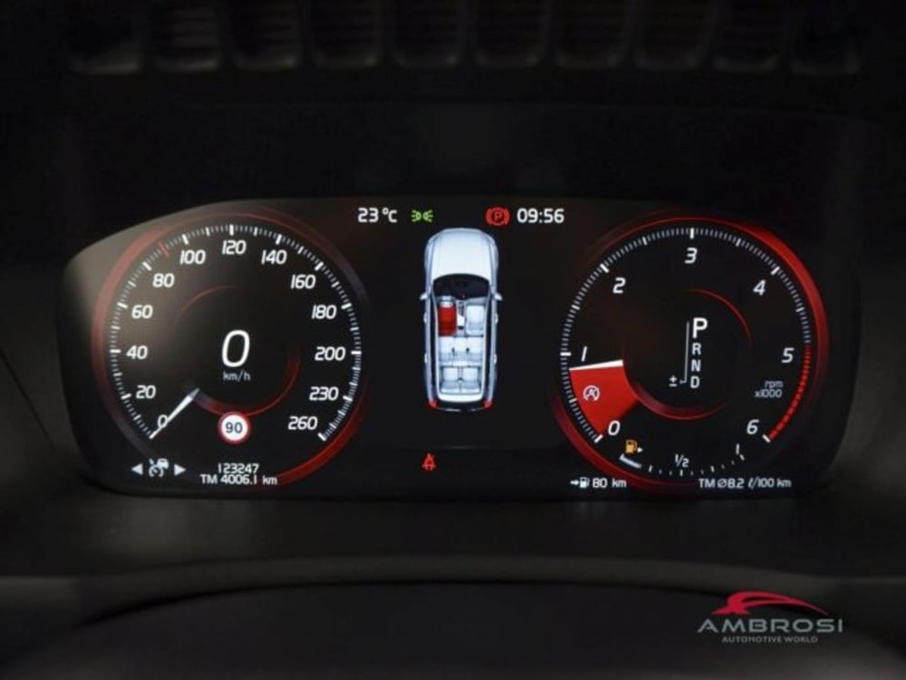 Volvo XC90 usata a Perugia (15)