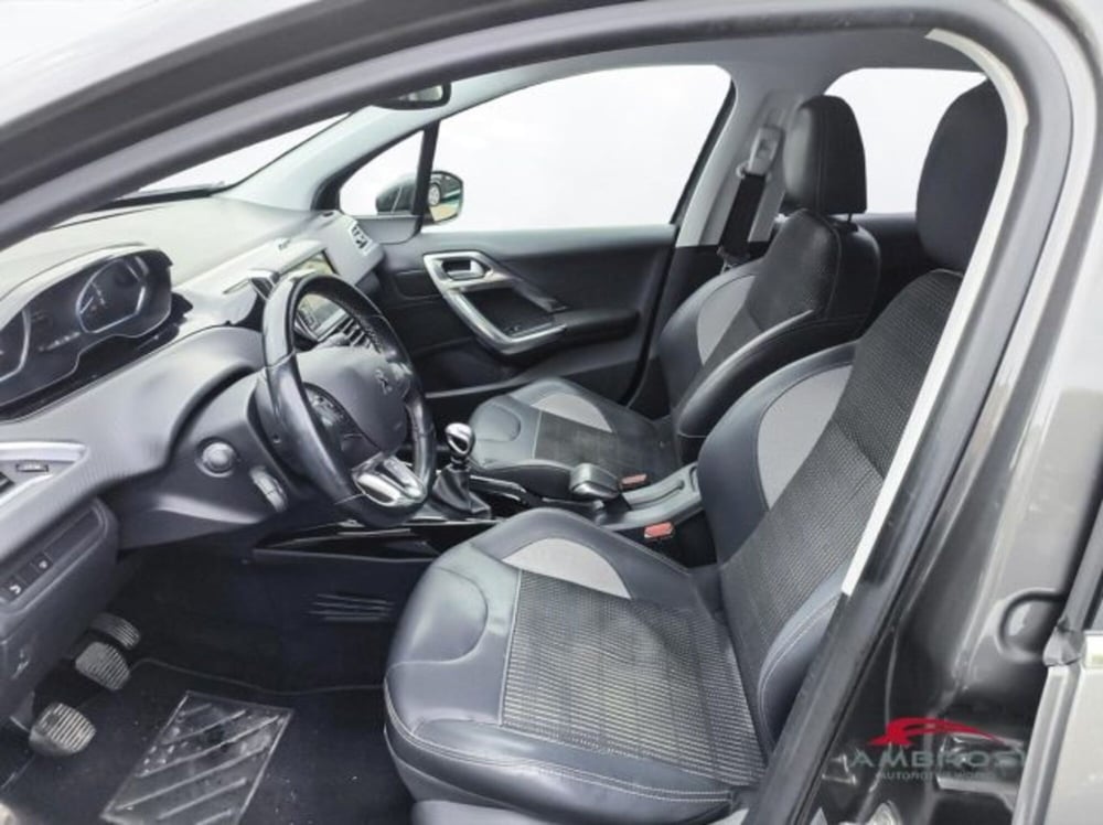 Peugeot 2008 usata a Perugia (10)