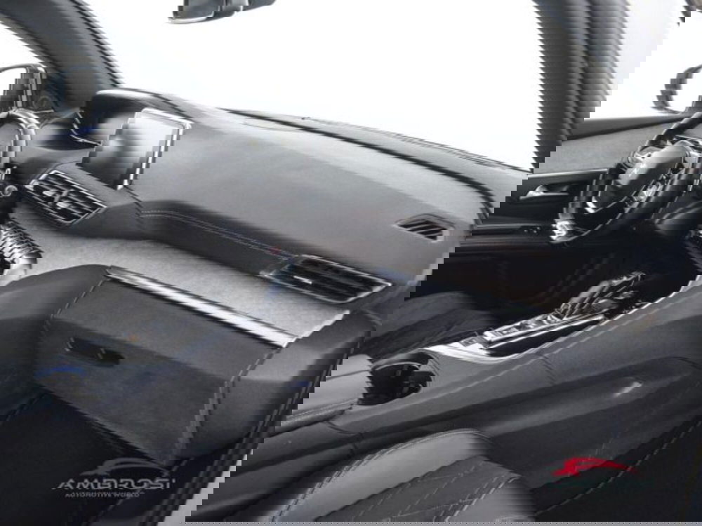 Peugeot 5008 usata a Perugia (14)