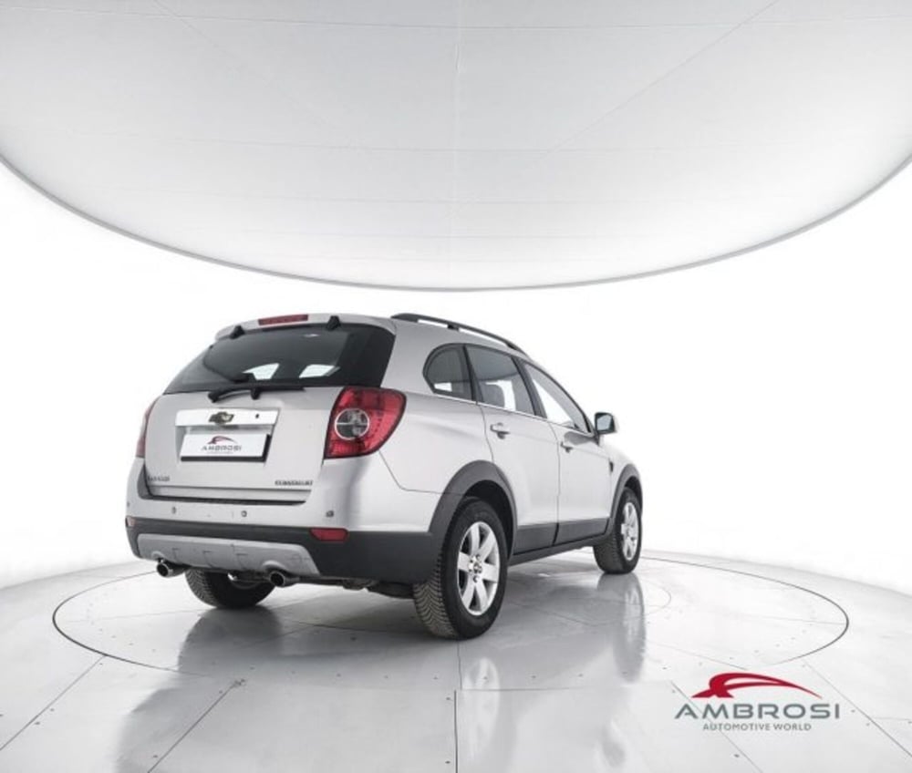 Chevrolet Captiva usata a Perugia (3)