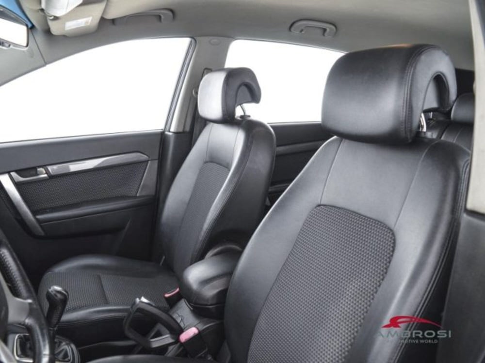 Chevrolet Captiva usata a Perugia (9)