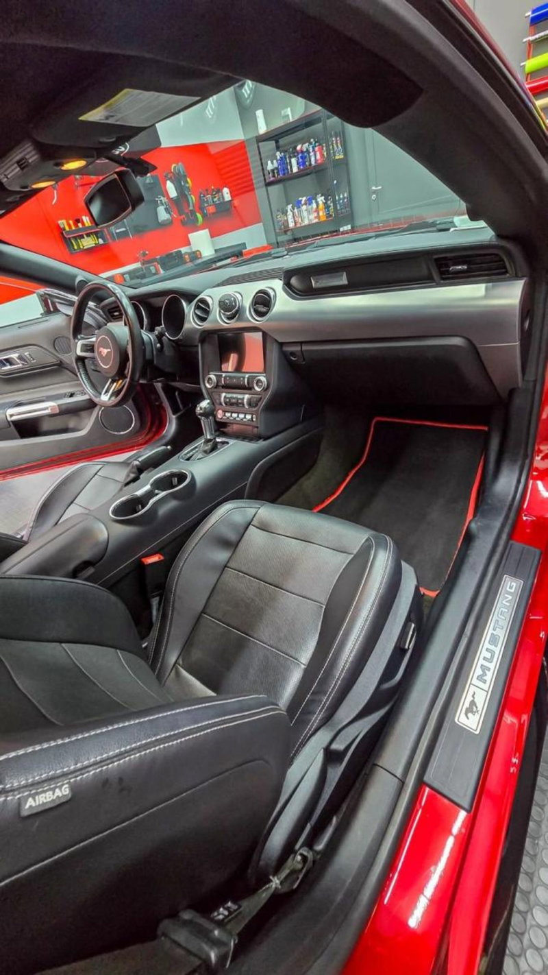 Ford Mustang Cabrio usata a Lecce (13)